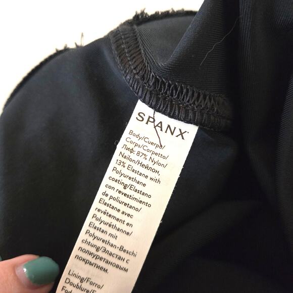 Spanx Faux Leather High-Waisted Leggings Black Size Large - Picture 7 of 8